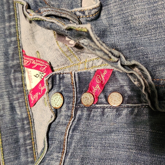 Lucky Brand button fly jeans! - Picture 10 of 10